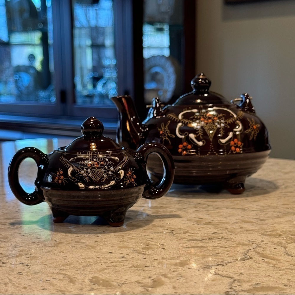 VINTAGE 1960’s~NOSTALGIC~REDWARE MORIAGE~CERAMIC BETTY BROWN~SWEET TEAPOT~G12